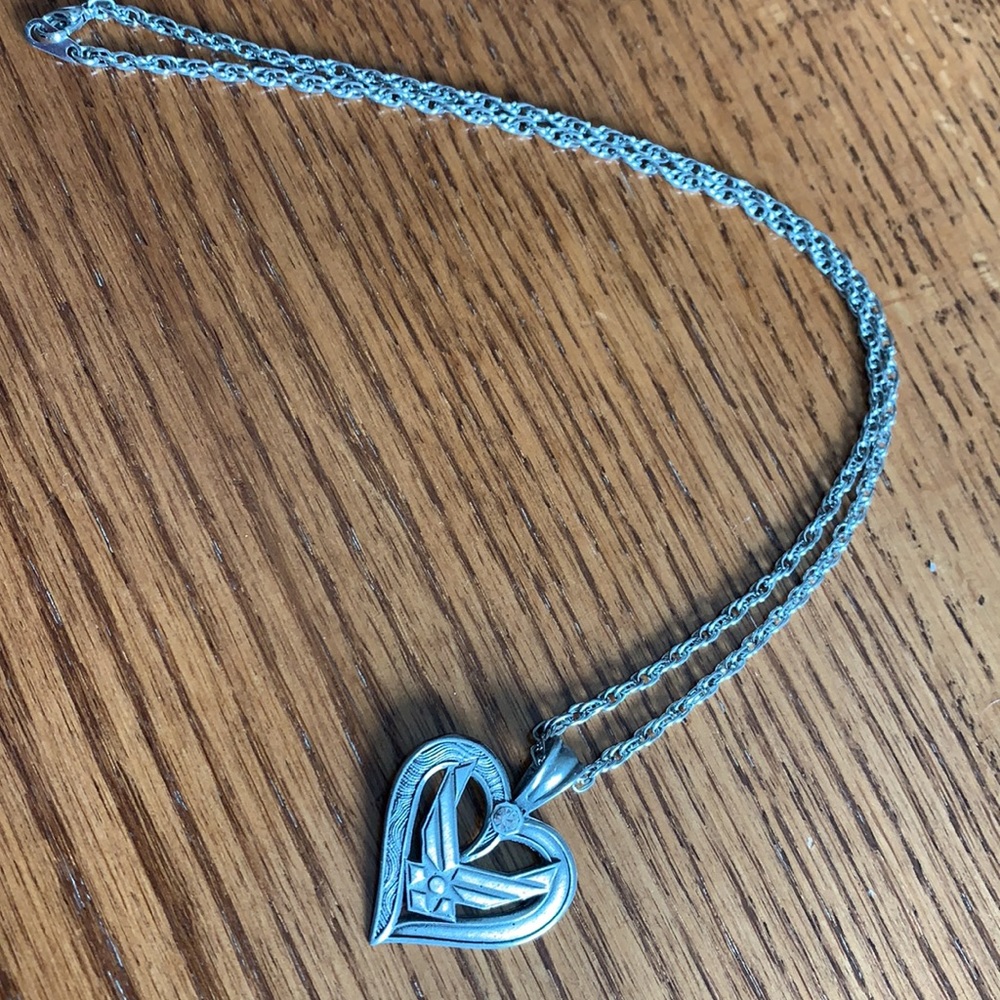 Air Force Heart Necklace - Picture 2 of 3